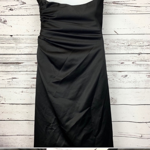 David's Bridal Long Strapless Elegant Dress - Picture 4 of 5